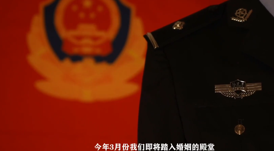 賈冰