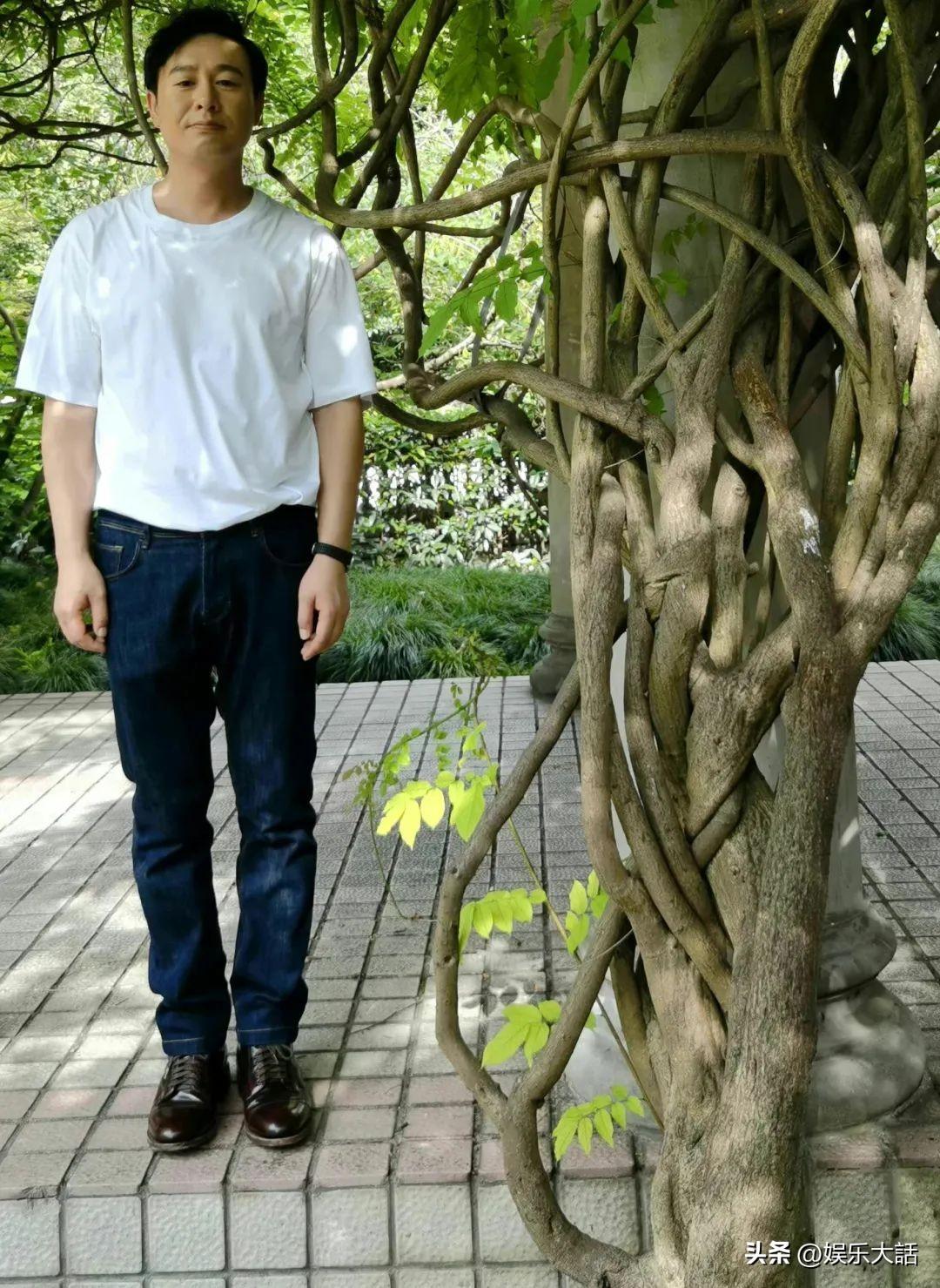 張頌文