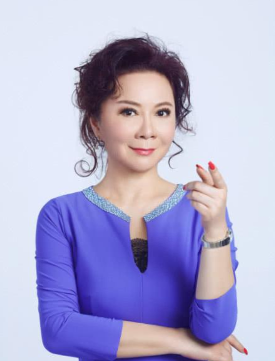 蔡明