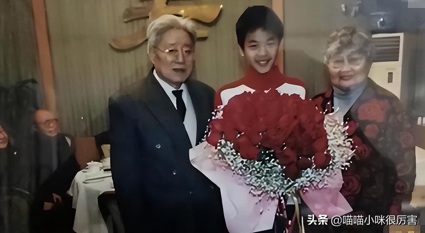唐藝昕