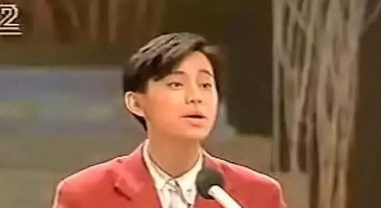 何炅
