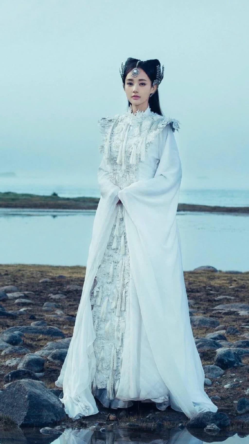 李一桐