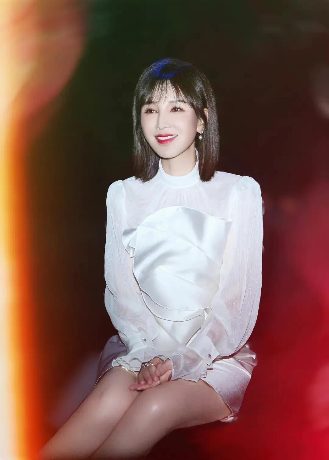 岳麗娜