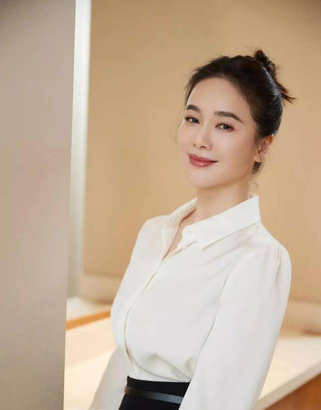 左小青
