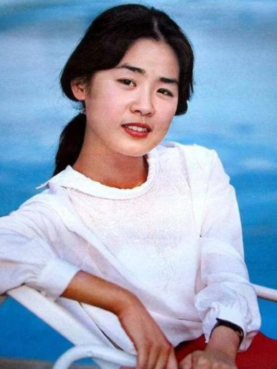 叢珊