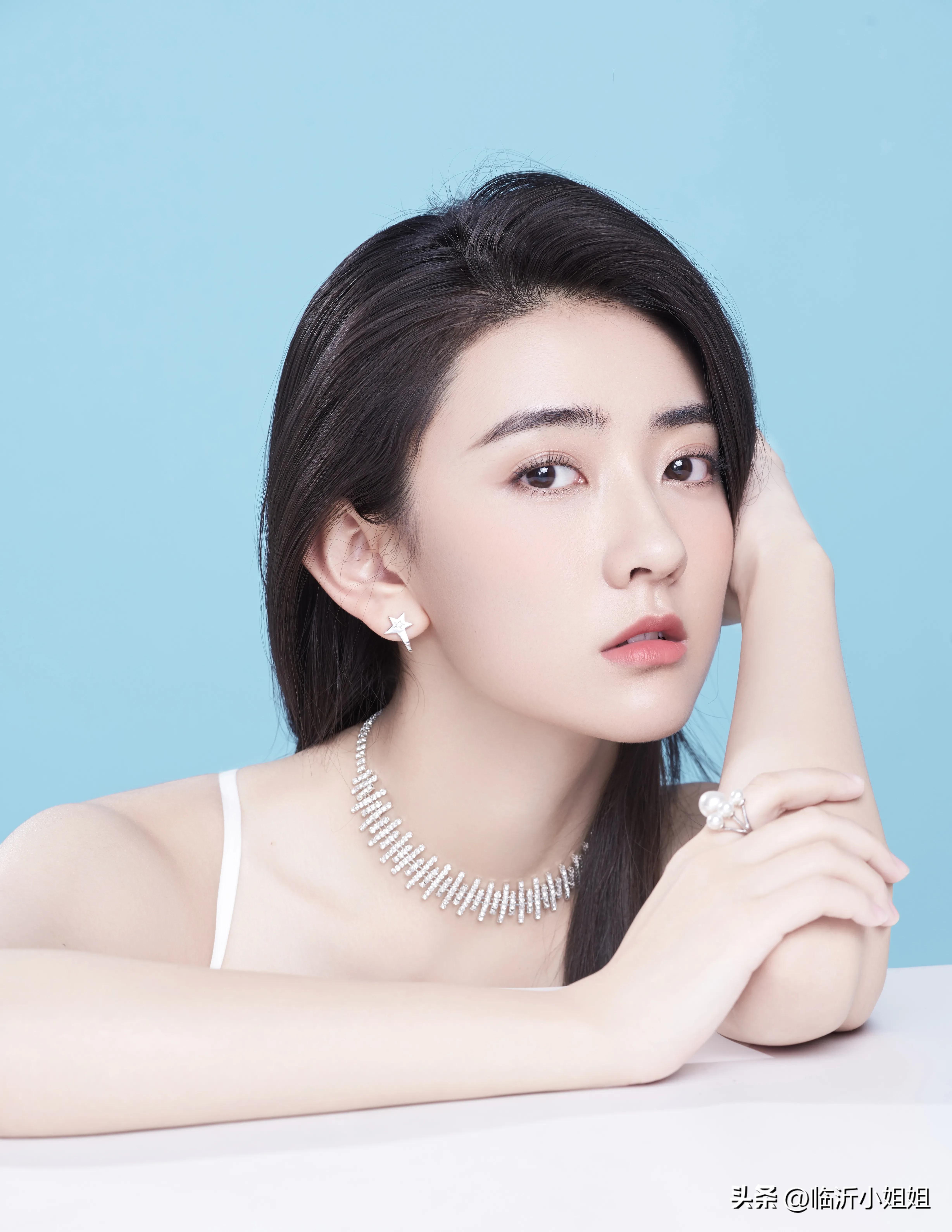梁潔