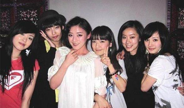 張小斐