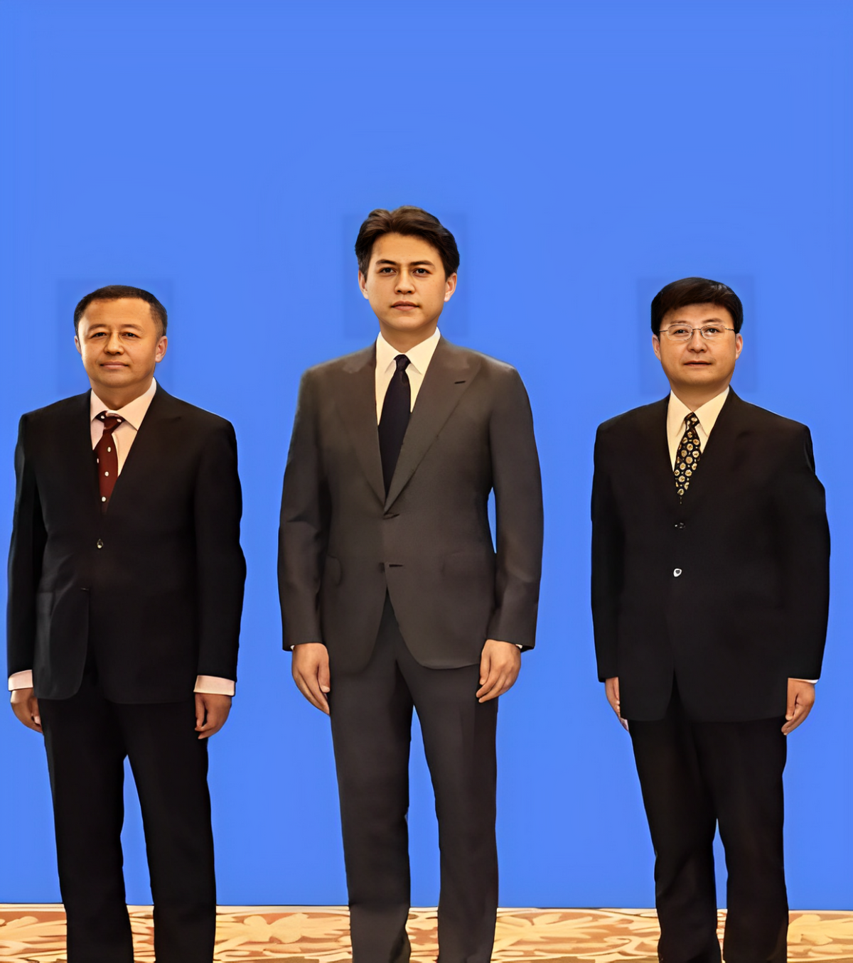 靳東