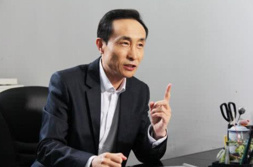 鞏漢林