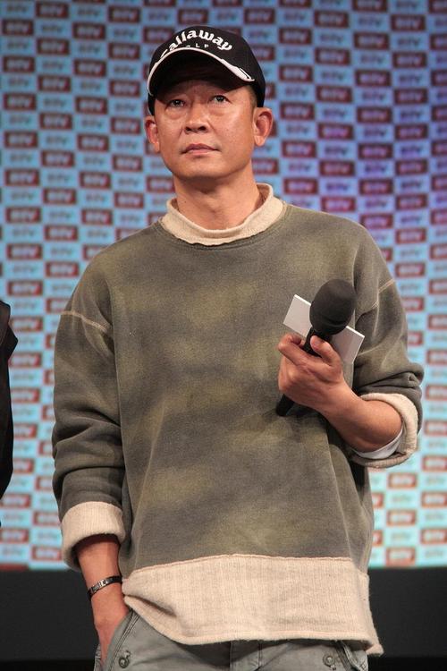 王志文