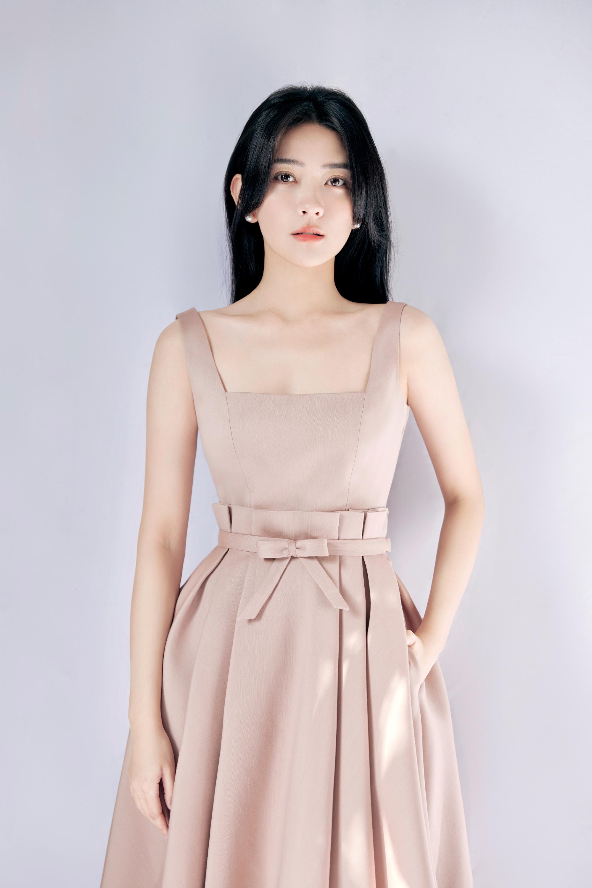 梁潔