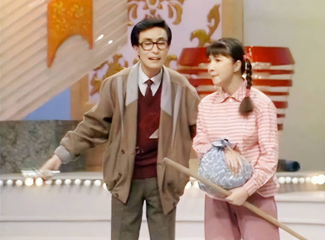 蔡明