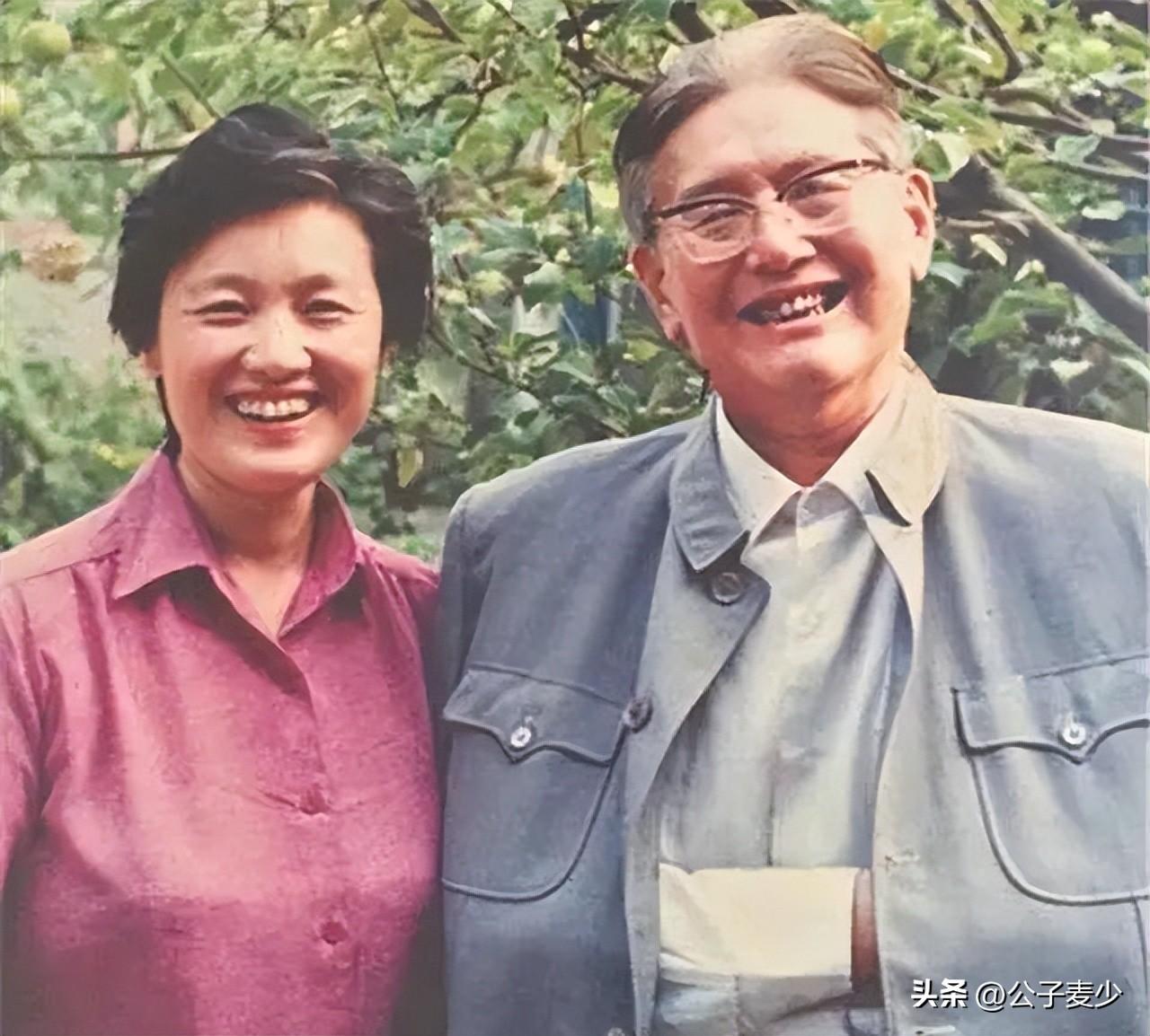 洪晃