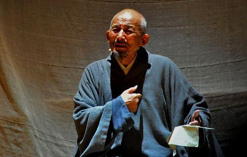 遊本昌