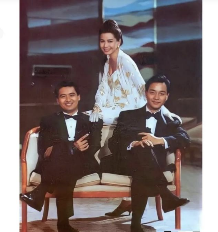 李嘉欣