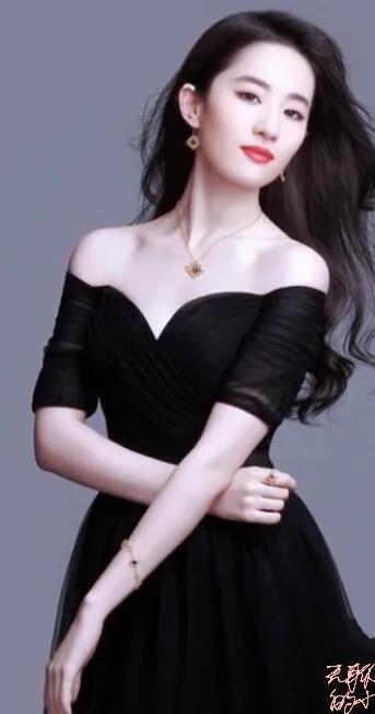 劉亦菲