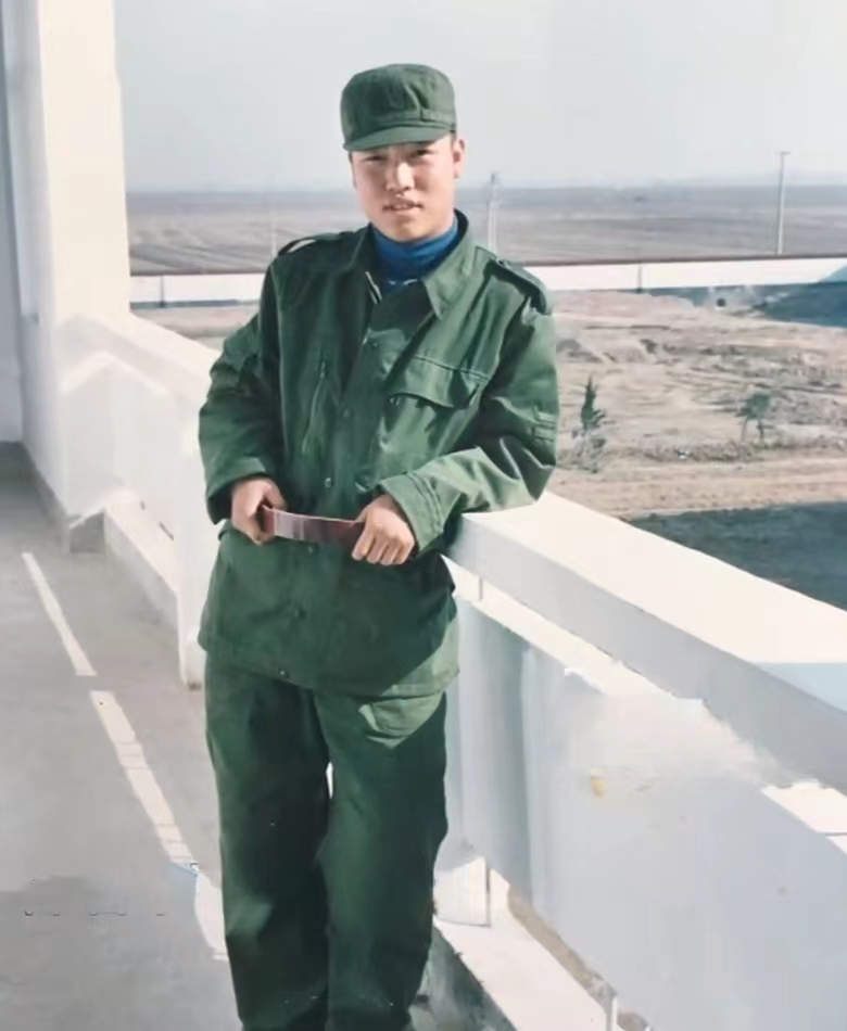 賈冰