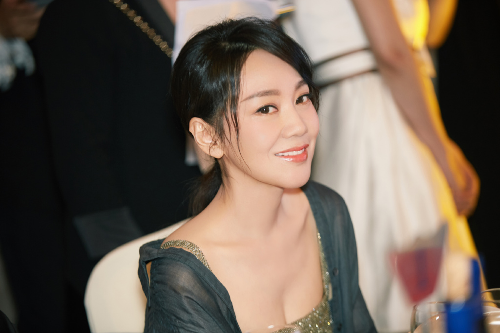 越老越有味的演員閔妮簡介