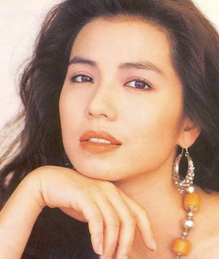 李嘉欣
