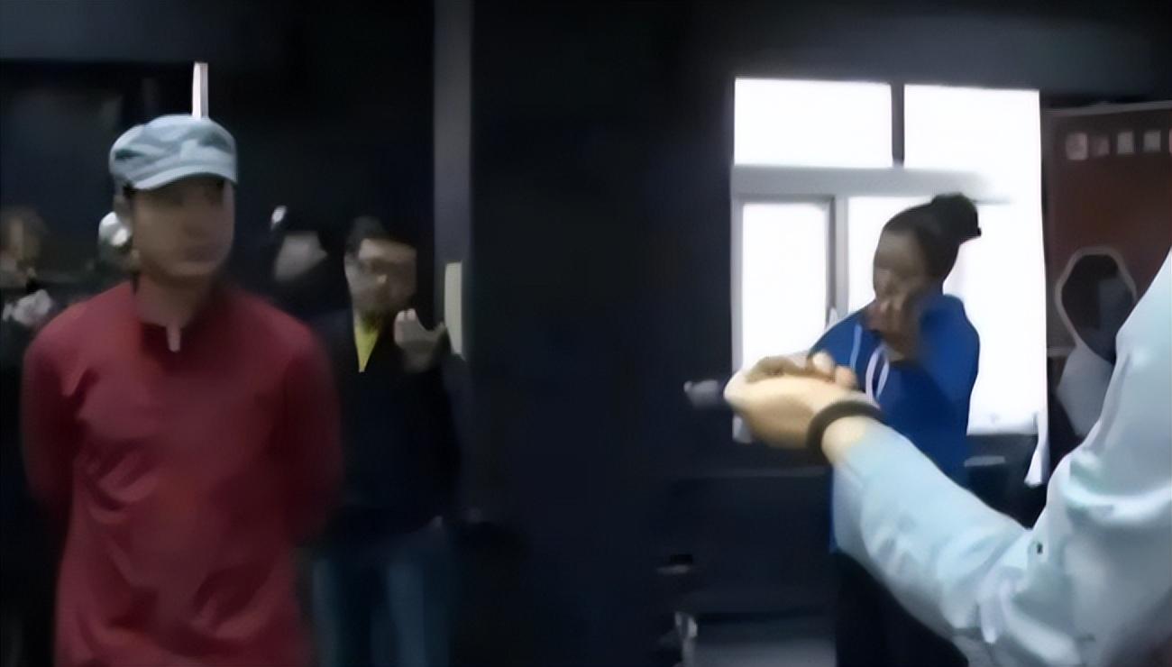 張頌文