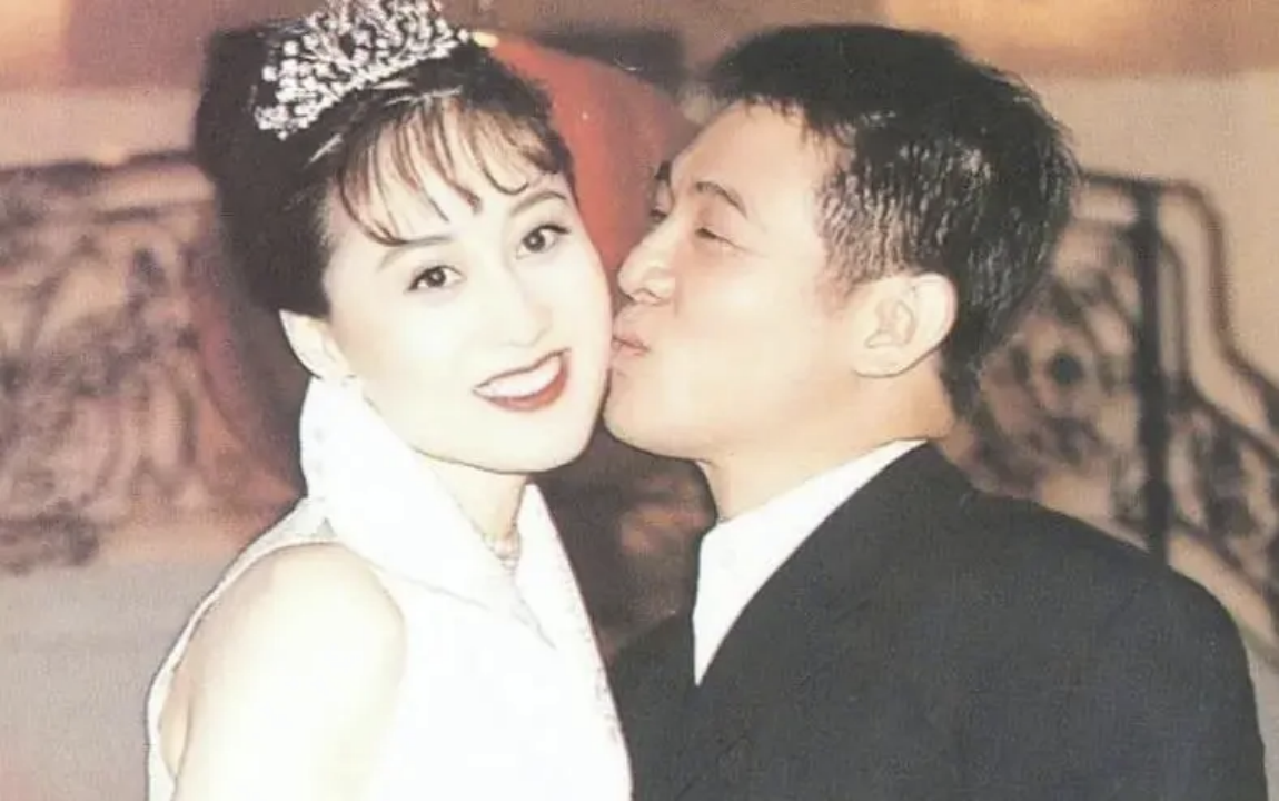 李嘉欣