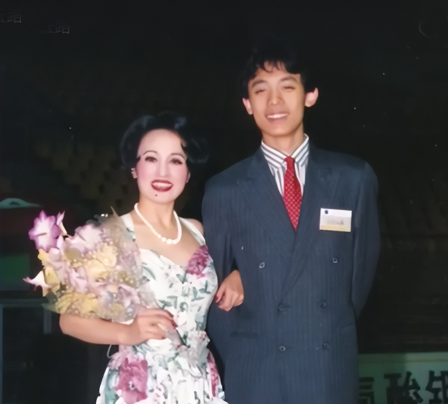 朱明瑛
