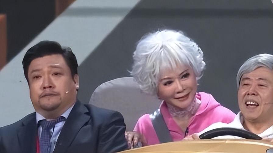 賈冰