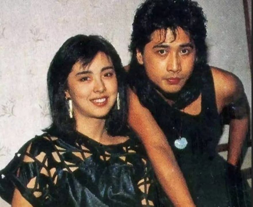 李嘉欣
