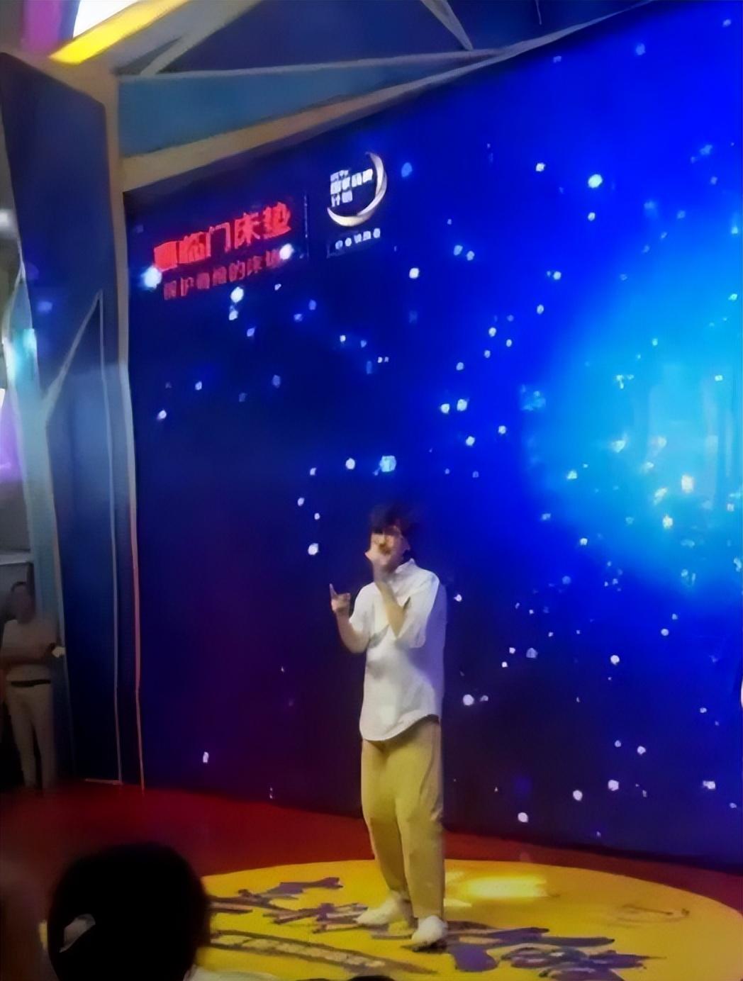 周傳雄
