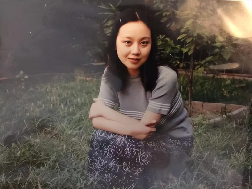 鍅妮