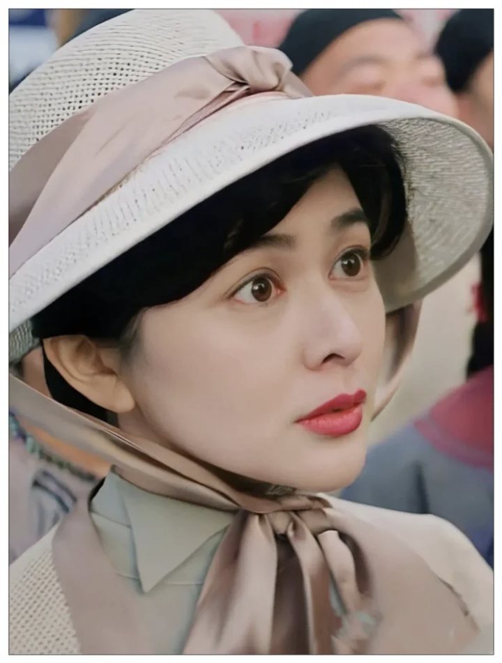 李嘉欣