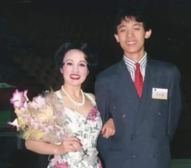 朱明瑛