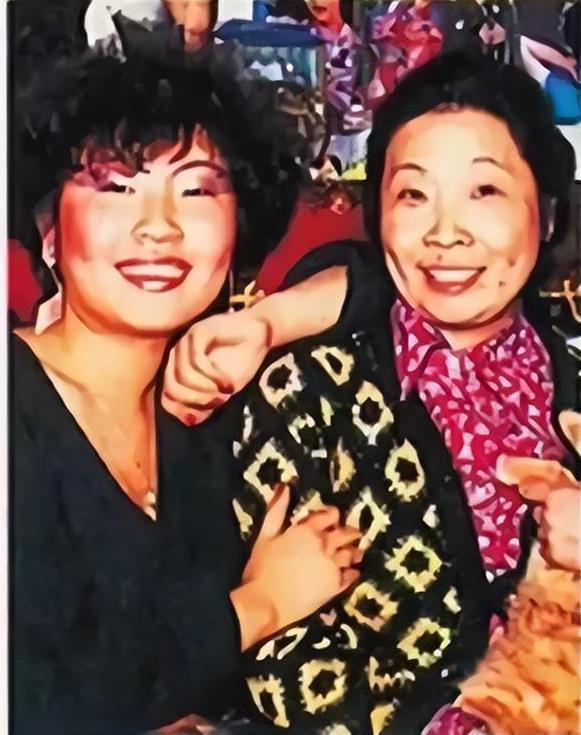 張薔