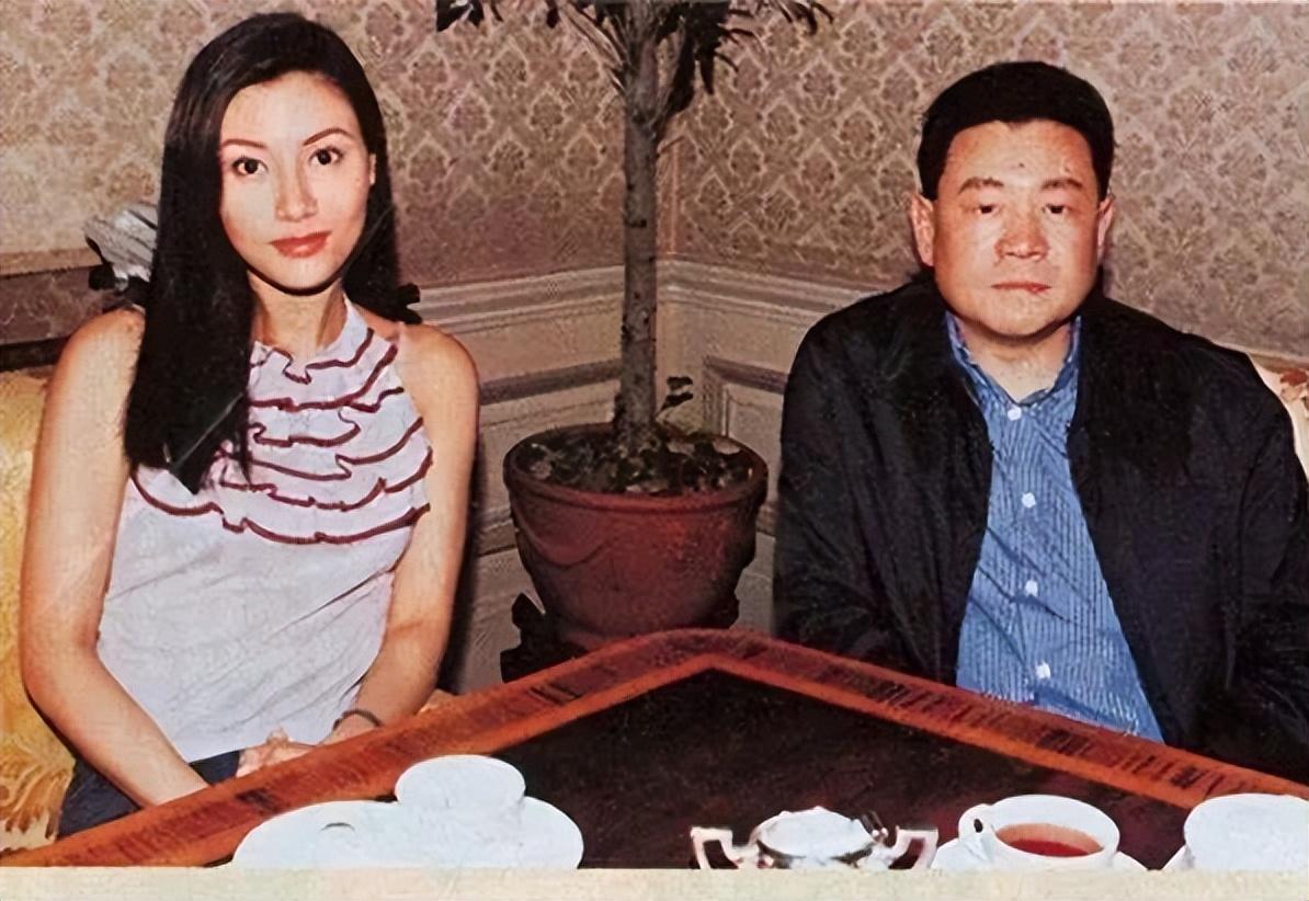 李嘉欣