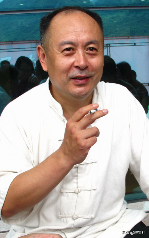 張嘉譯