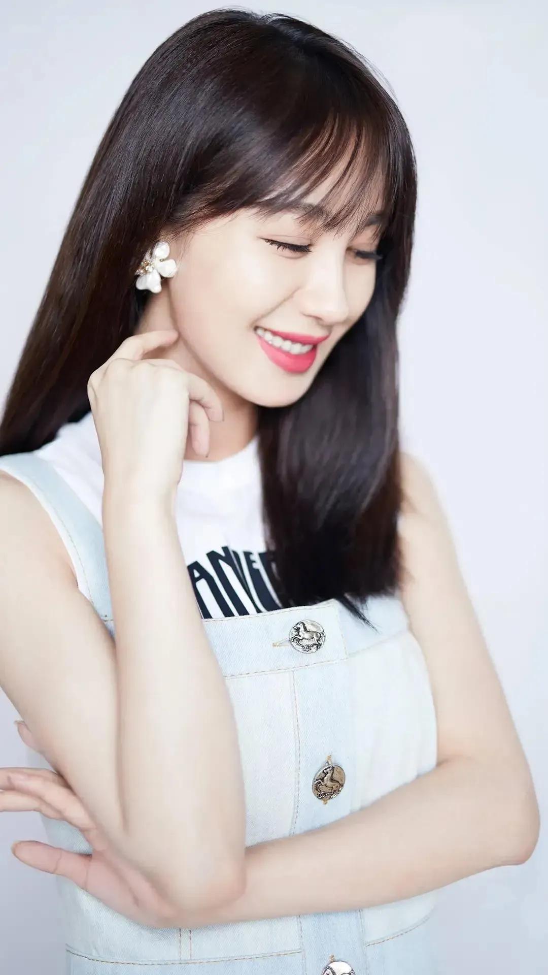 李菲兒