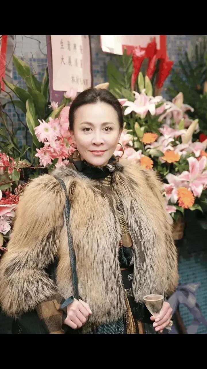 劉嘉玲