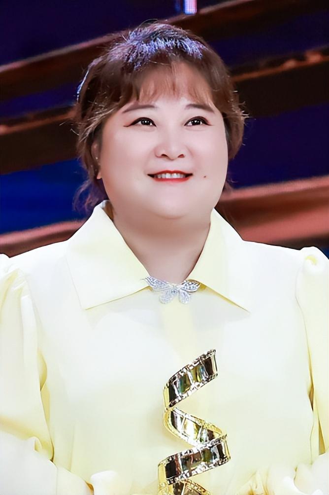 賈玲