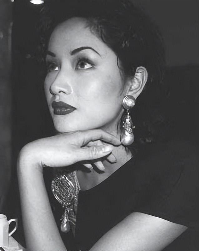 瞿穎