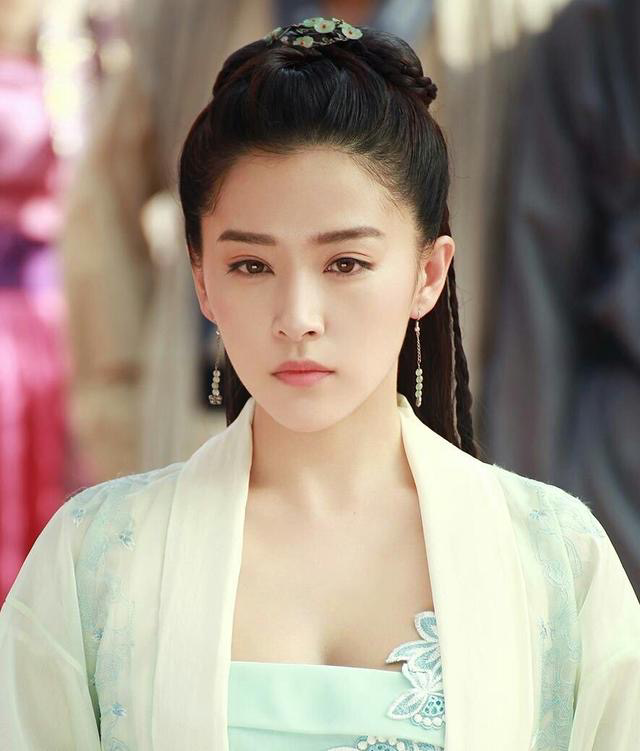 闞清子