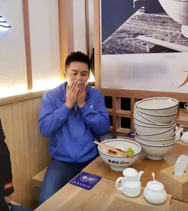 李晨