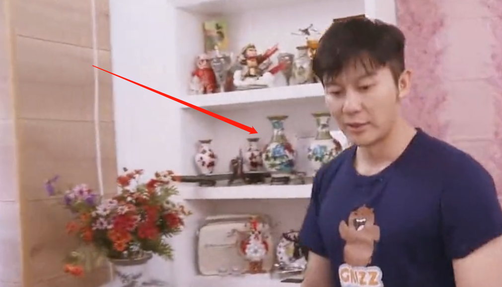 李晨