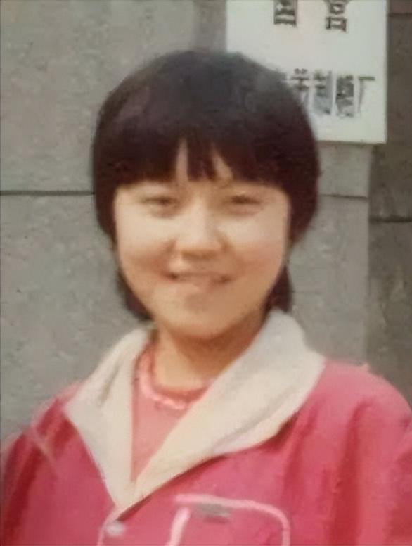 鍅妮