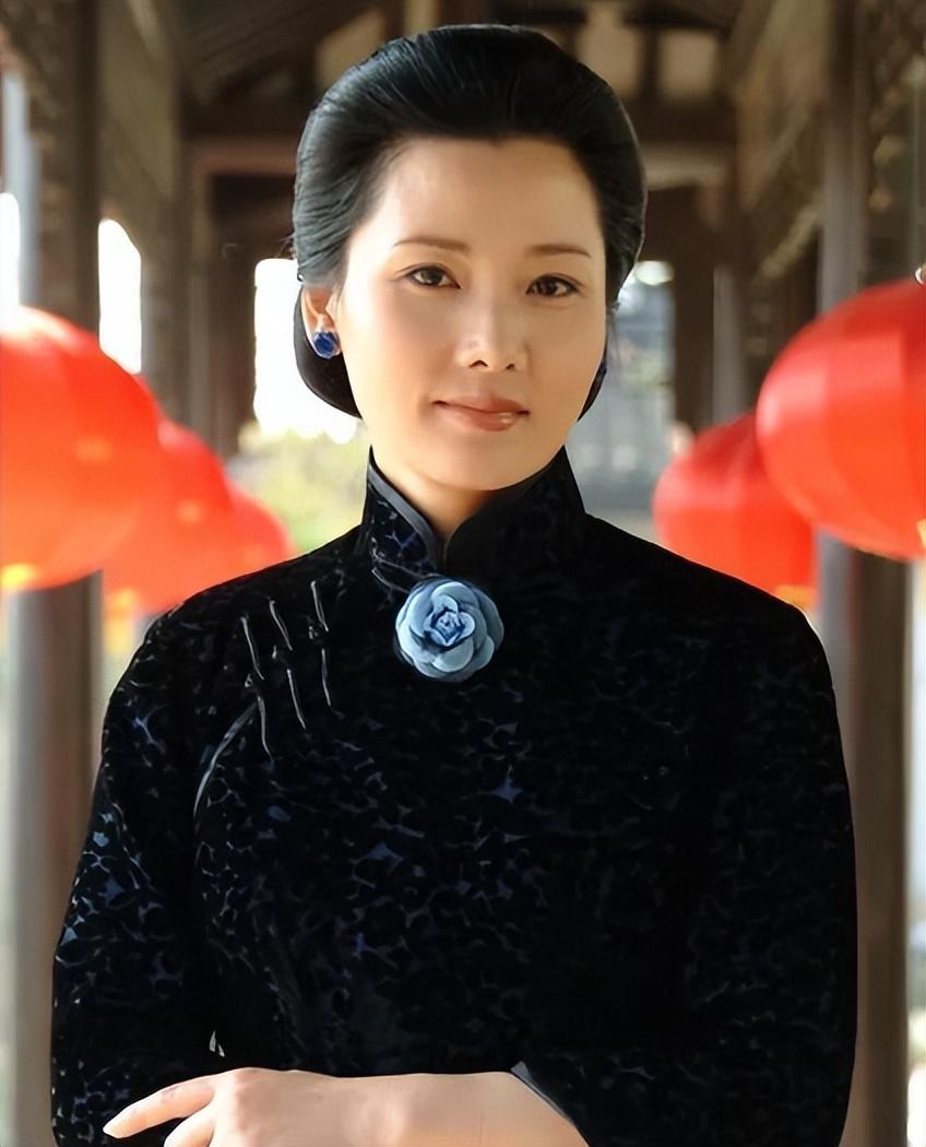 何賽飛