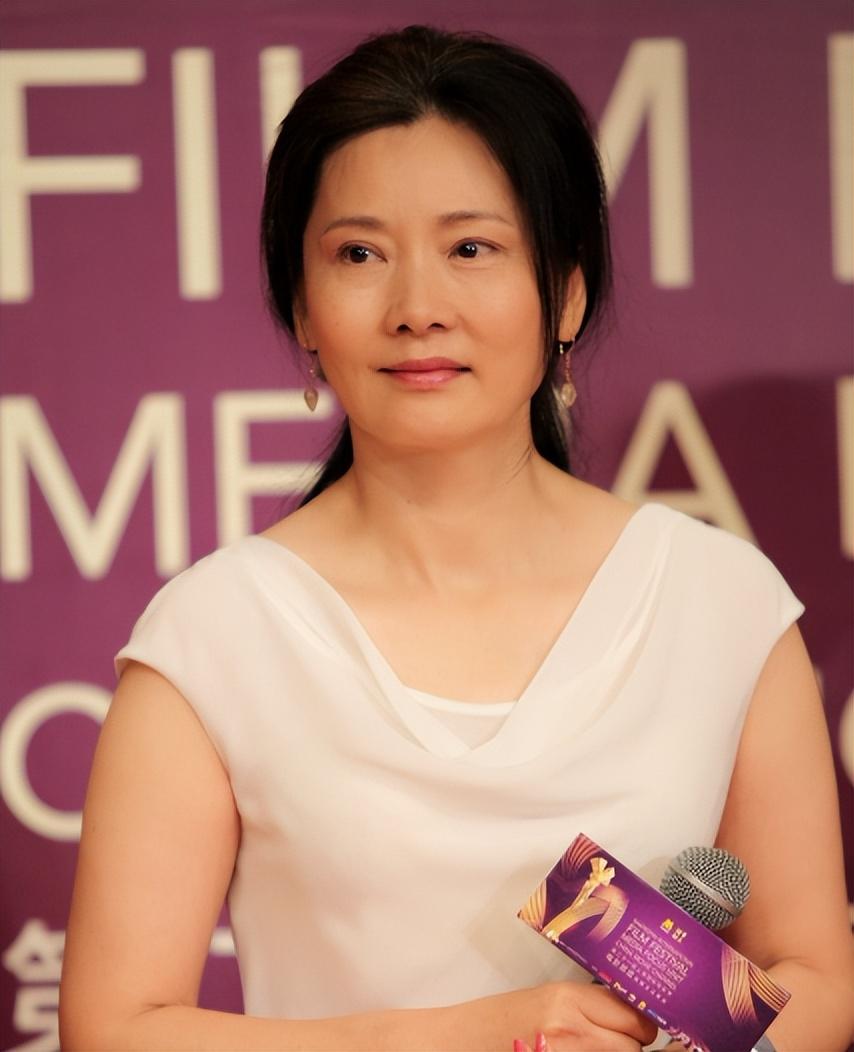 何賽飛