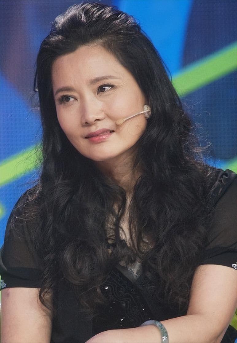 何賽飛