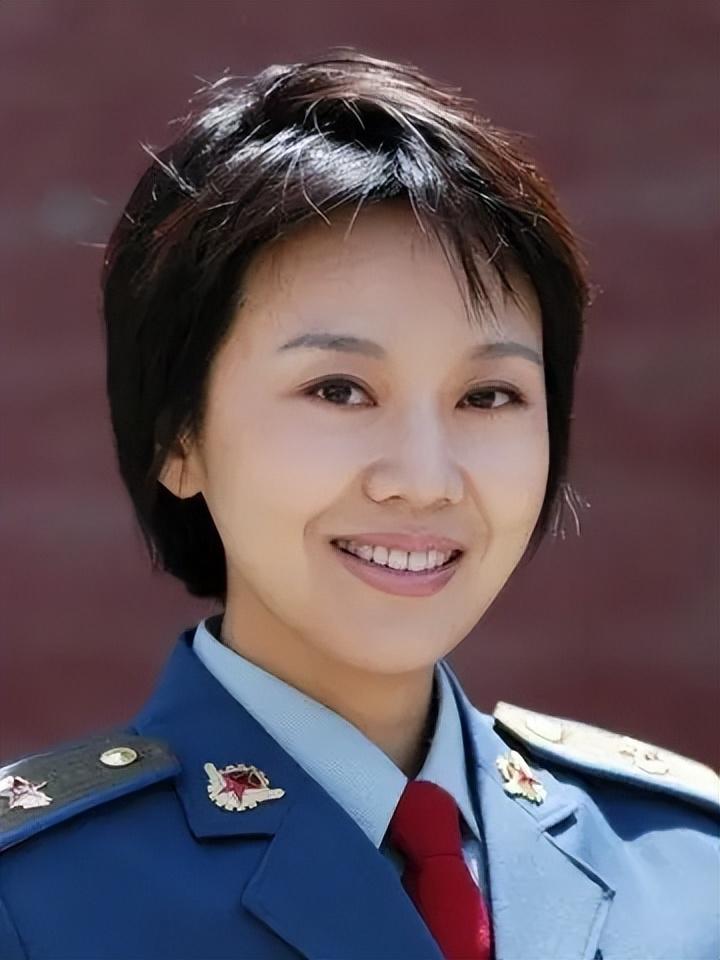 鍅妮