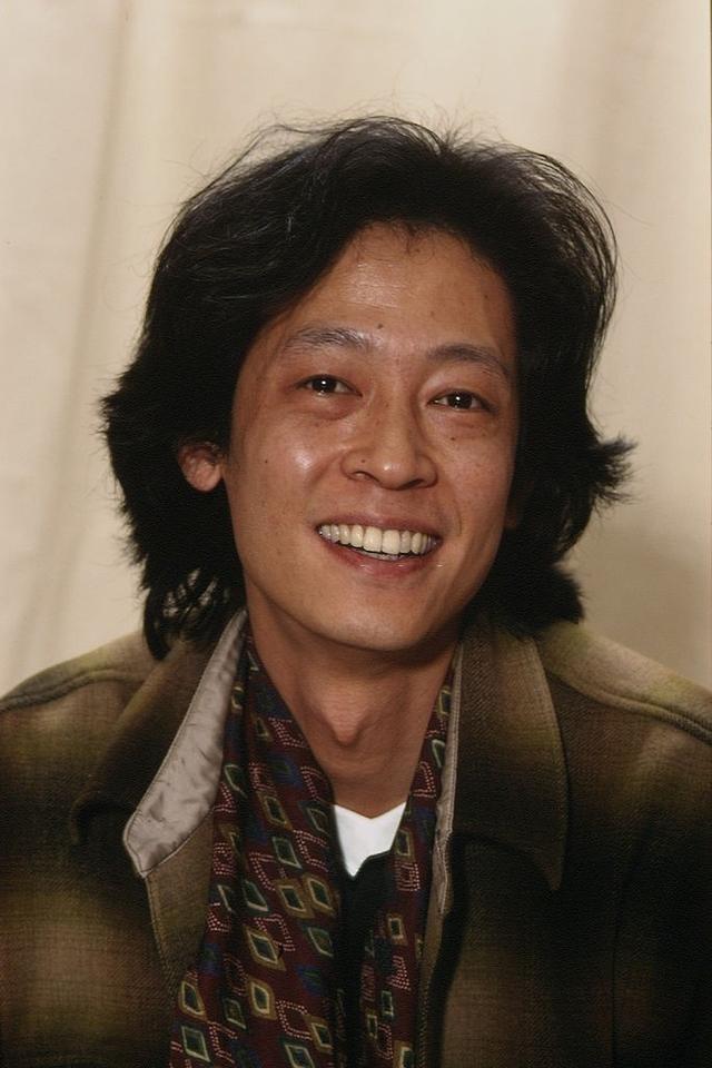 王志文
