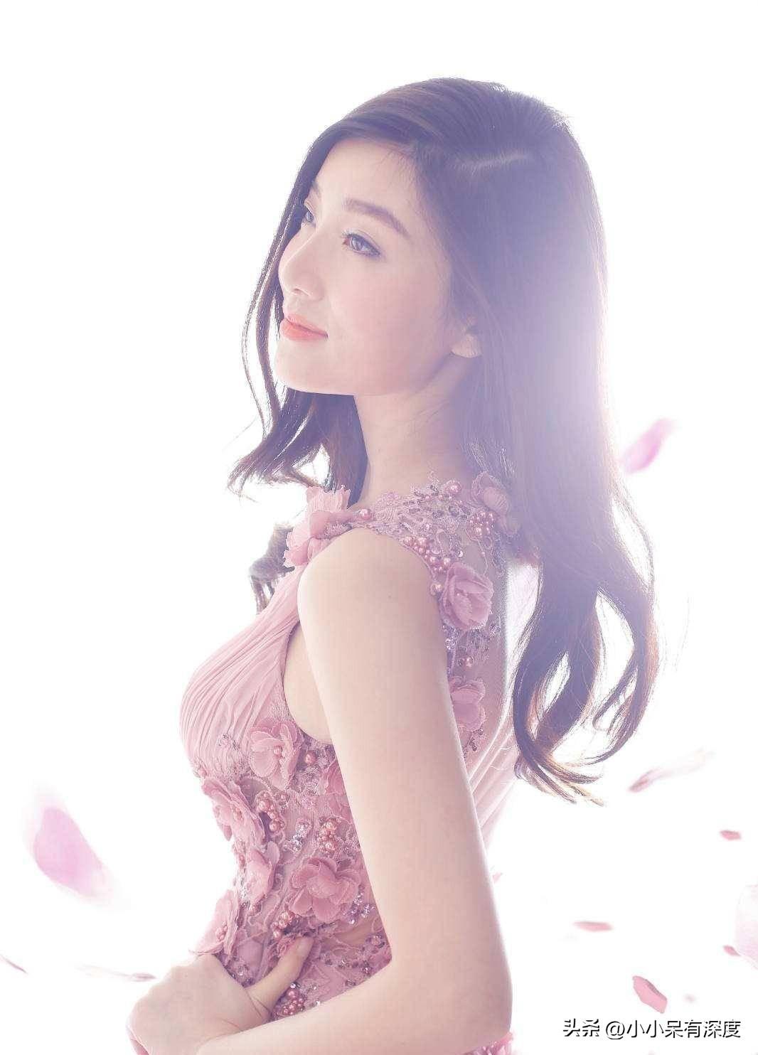 楊小曼