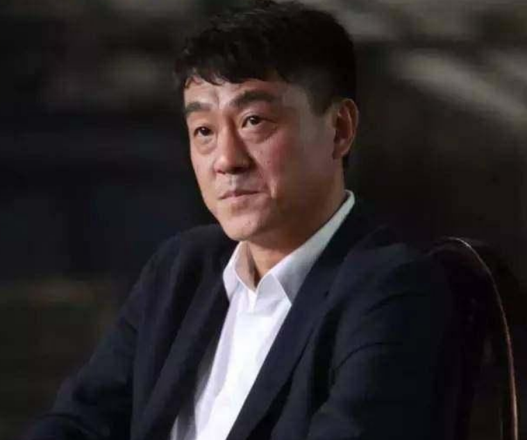 何冰